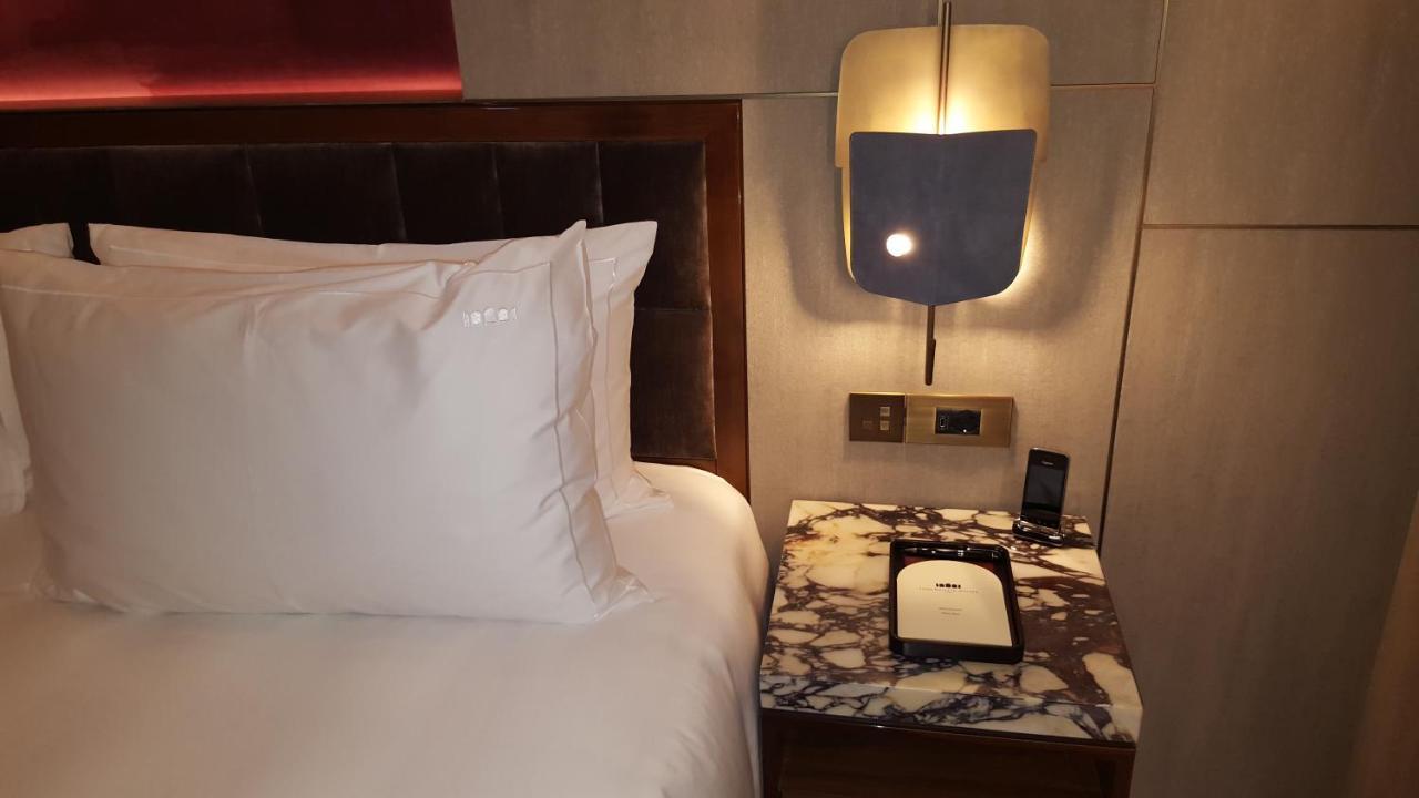 Fendi Private Suites - Small Luxury Hotels Of The World Rom Exteriör bild