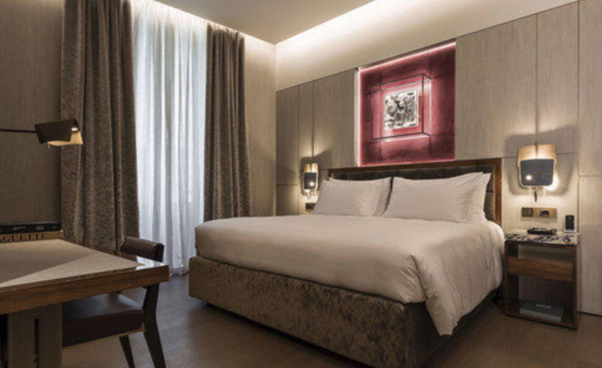Fendi Private Suites - Small Luxury Hotels Of The World Rom Exteriör bild